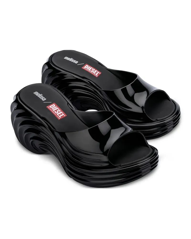 Melissa x Diesel Quantum Plateau-Pantoletten - Schwarz Schwarz