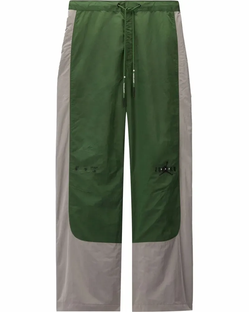 Nike Jogginghose mit Logo-Print - Nude Nude