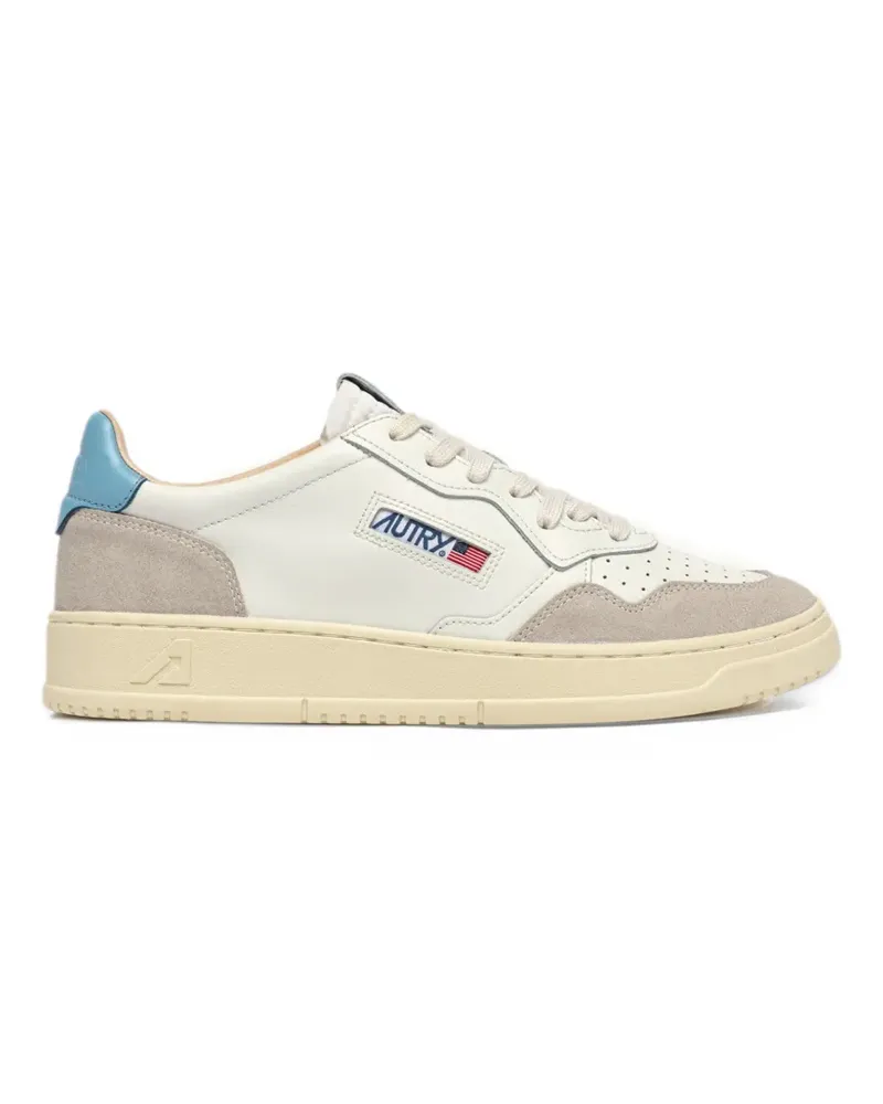 AUTRY Medalist low sneakers in white and forget me not suede and leather - Weiß Weiß