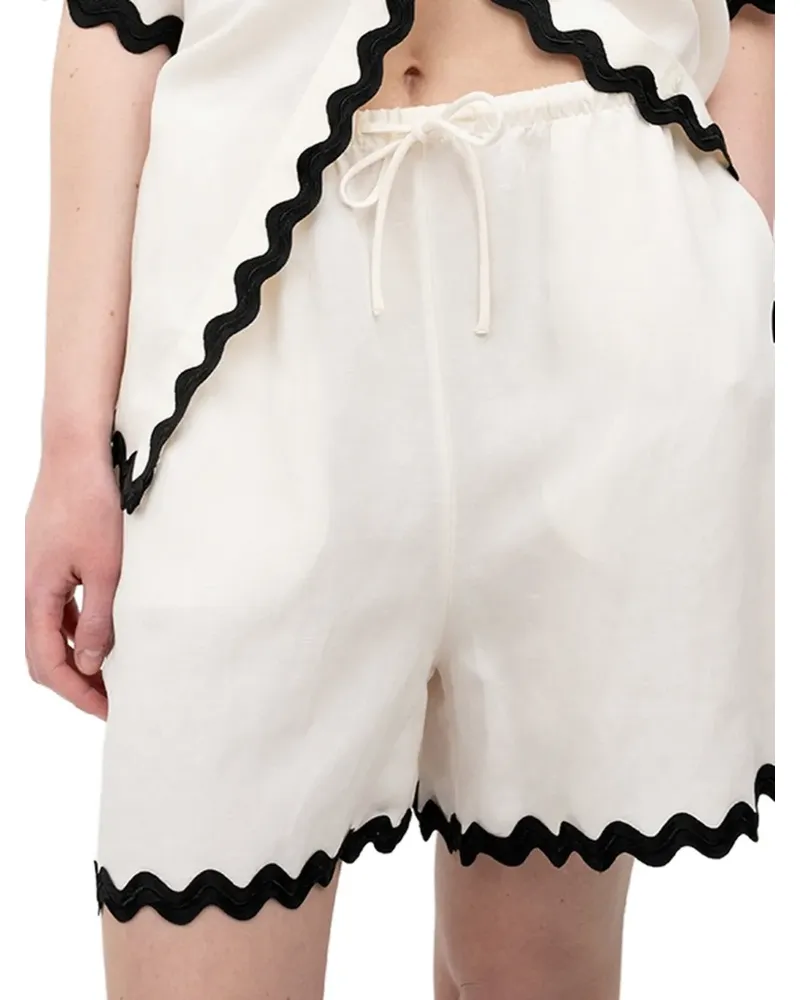 HUGO BOSS ric-rac trim shorts - Weiß Weiß