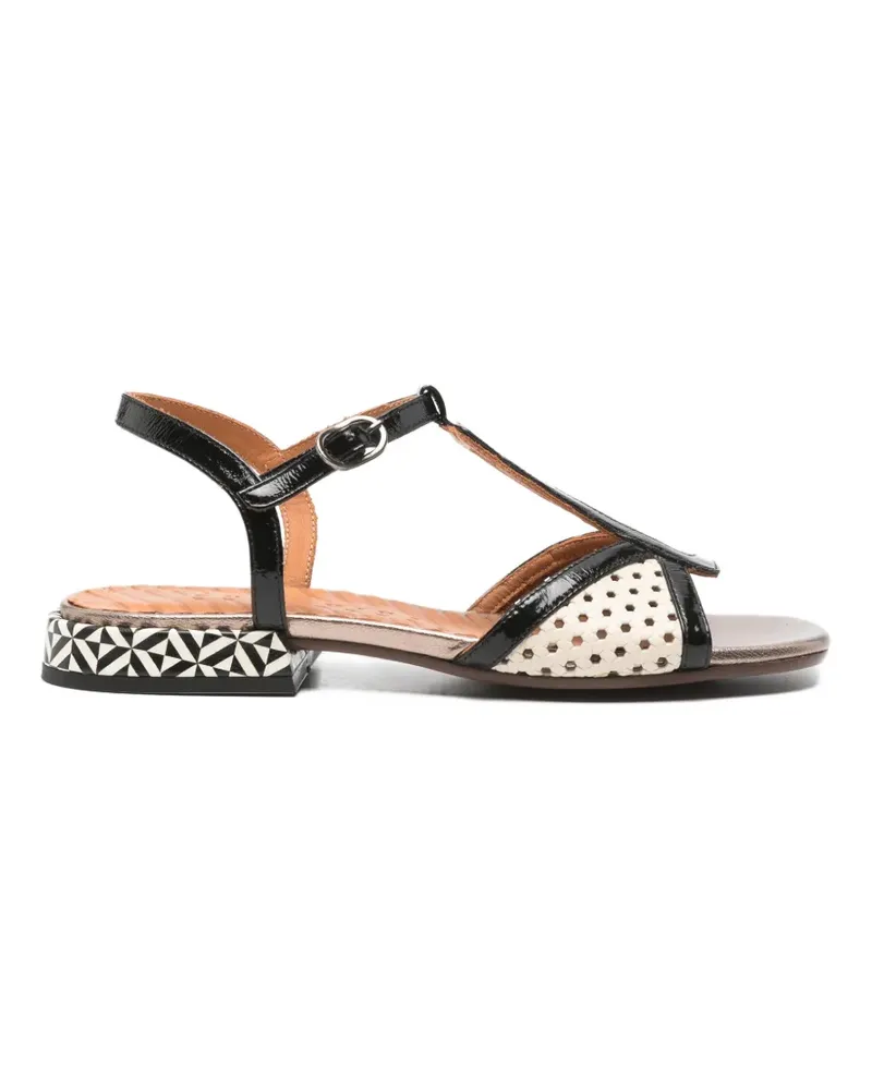 Chie Mihara perforated t-strap sandals - Schwarz Schwarz