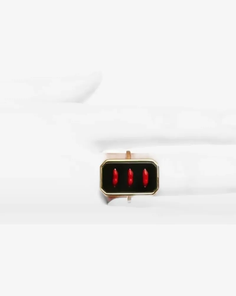 Eshvi Onyx Lips ring - Gold Gold