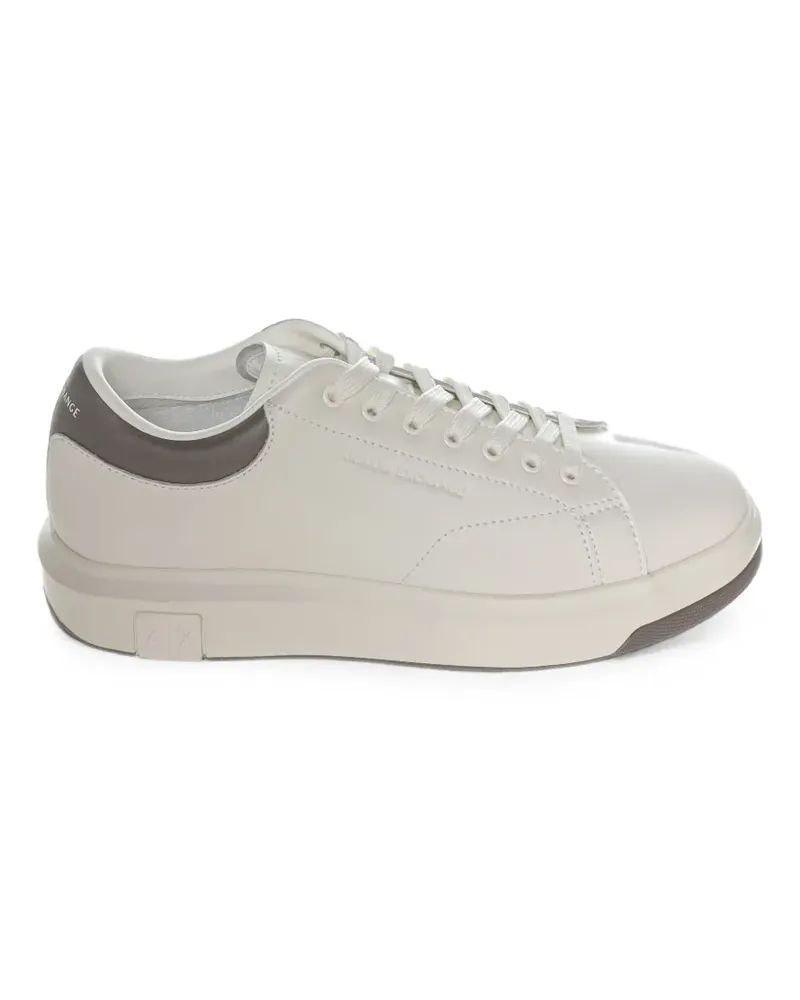 Armani Exchange logo-embossed low-top sneakers - Weiß Weiß