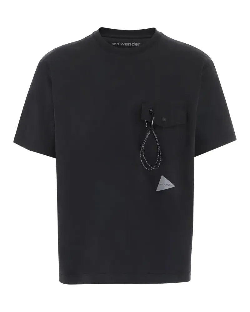 and wander T-Shirt mit Brusttasche - Schwarz Schwarz