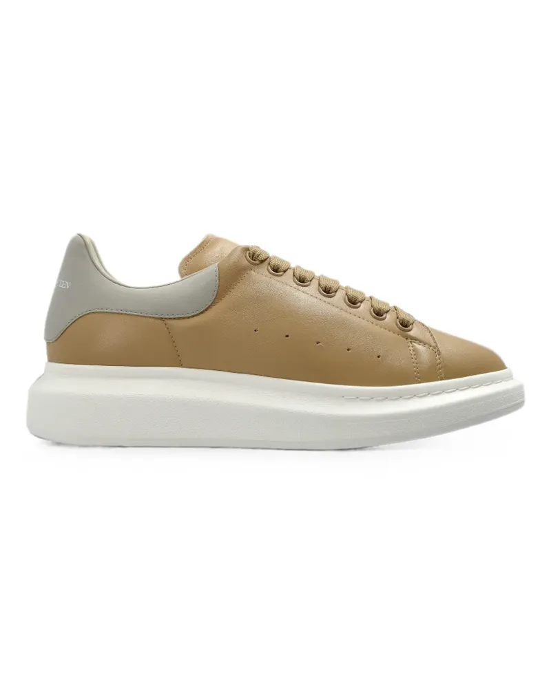 Alexander McQueen Oversized leather sneakers - Nude Nude