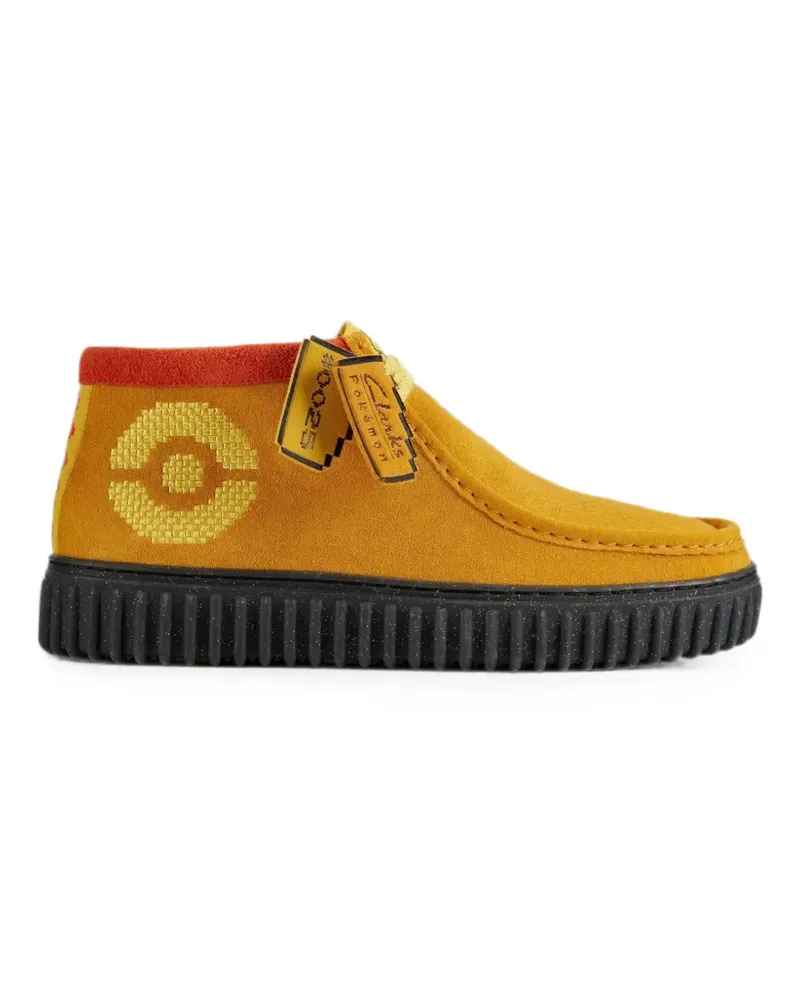 Clarks x Pokémon Torhill Explore suede desert boots - Gelb Gelb