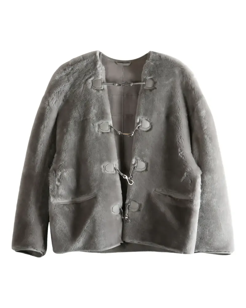 Totême toggle-fastening shearling jacket - Grau Grau