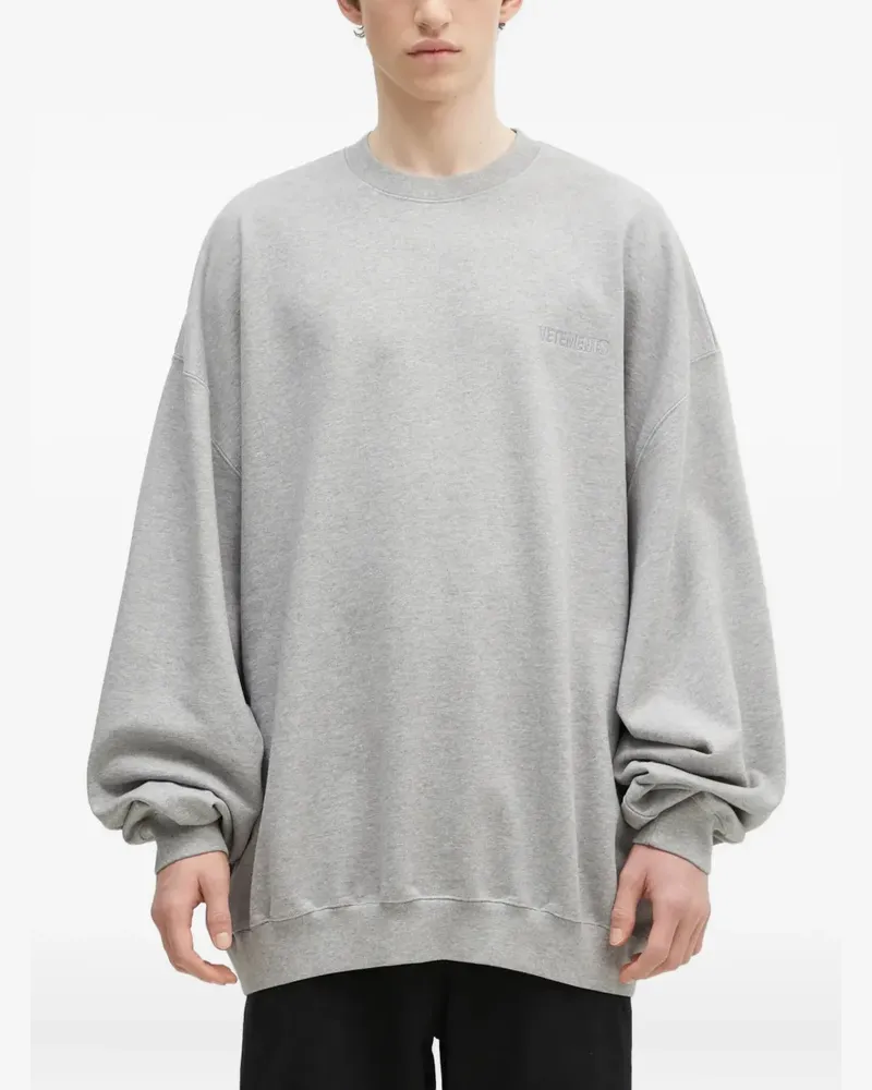 VETEMENTS Sweatshirt mit Logo-Stickerei - Grau Grau