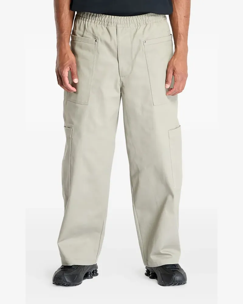 Nike Weite Hose im Utility-Look - Grau Grau