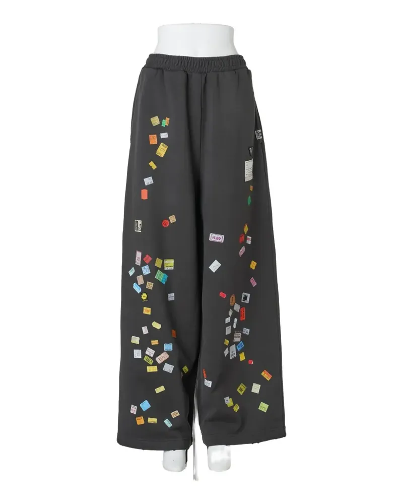 MIHARAYASUHIRO Price Tag Sticker printed wide sweat pants - Grau Grau