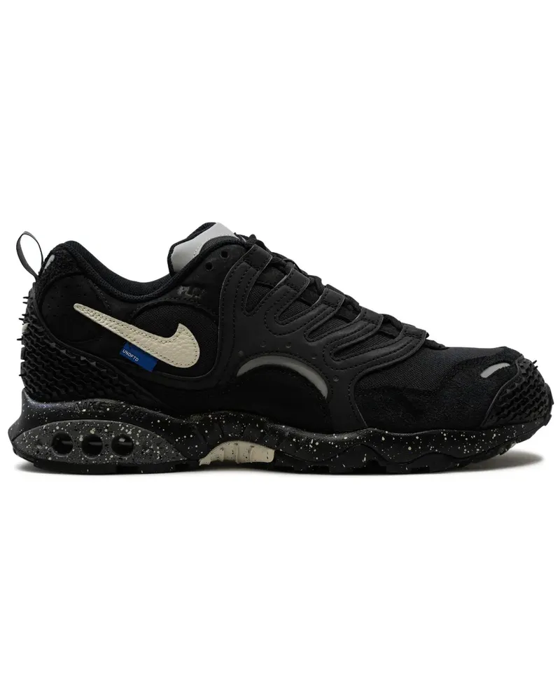 Nike x Undefeated Air Terra Humara Black Sneakers - Schwarz Schwarz