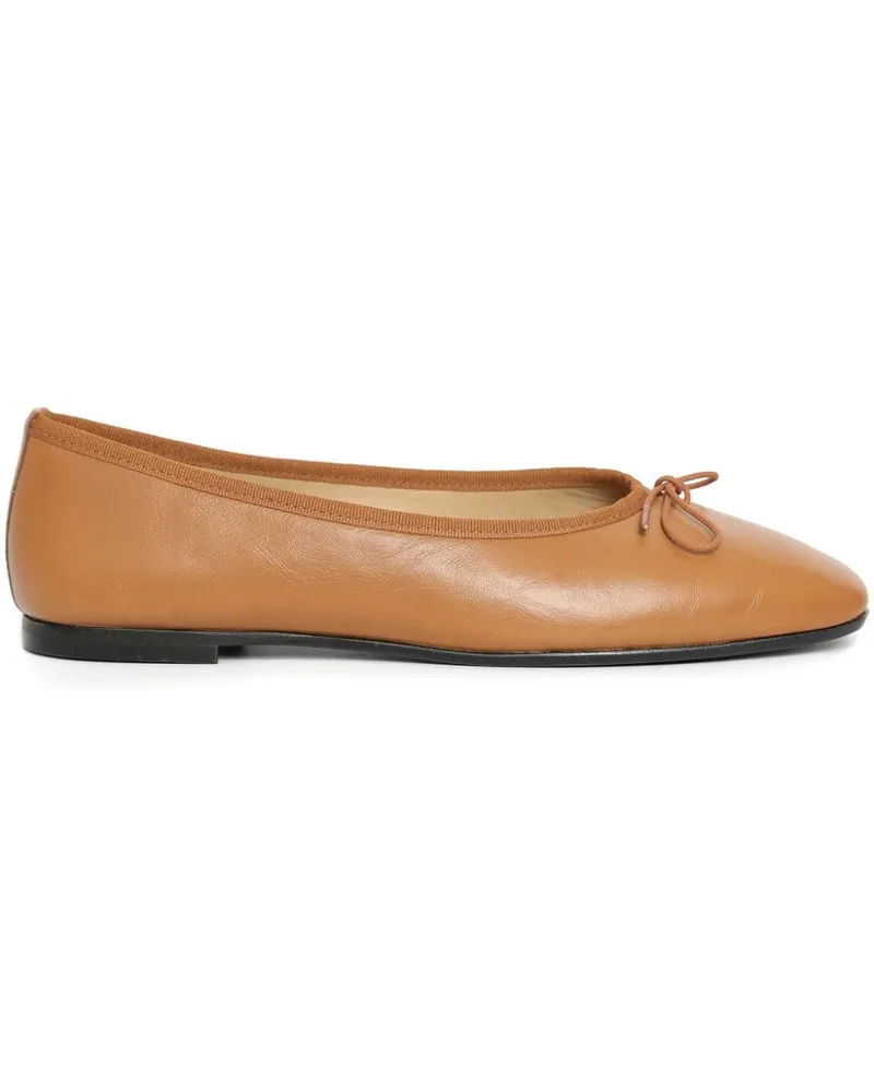 Sarah Chofakian Desk Ballerinas - Braun Braun
