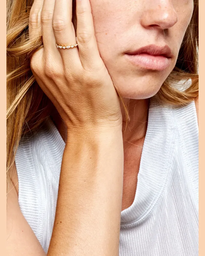 WHITE BIRD 18K recycled yellow gold Marilyn diamond ring - Gelb Gelb