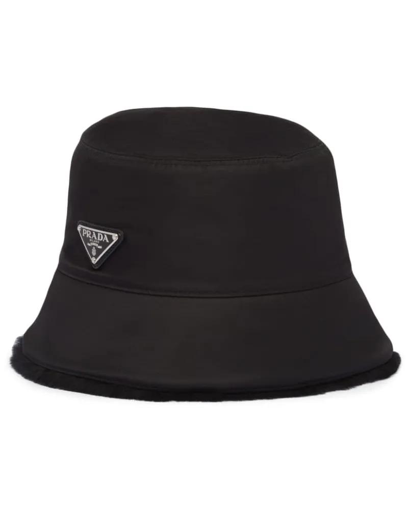 Prada Fischerhut aus Shearling mit Logo - Schwarz Schwarz