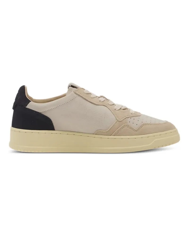 AUTRY Medalist Low tricolor sneakers in suede color white, sand and blue space - Nude Nude