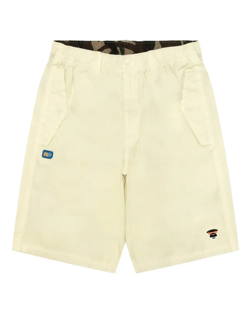 BAPE logo-appliqué shorts - Nude Nude