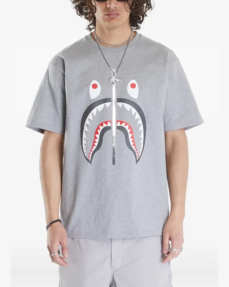 BAPE T-Shirt mit Hai-Print - Grau Grau