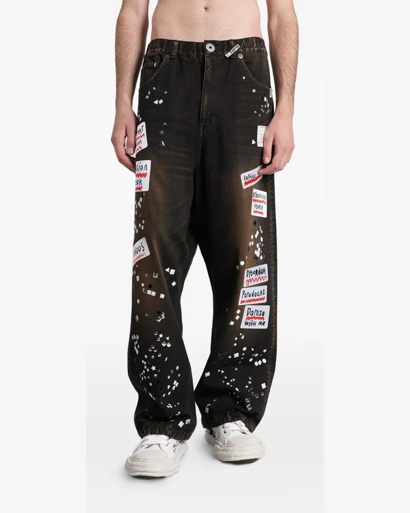 MIHARAYASUHIRO patch-detail stud-embellished jeans - Schwarz Schwarz