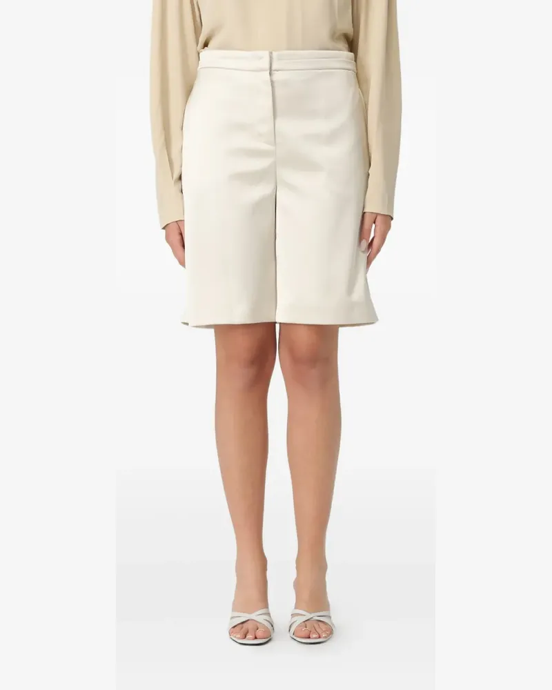 Patrizia Pepe Shorts in Satinoptik - Nude Nude