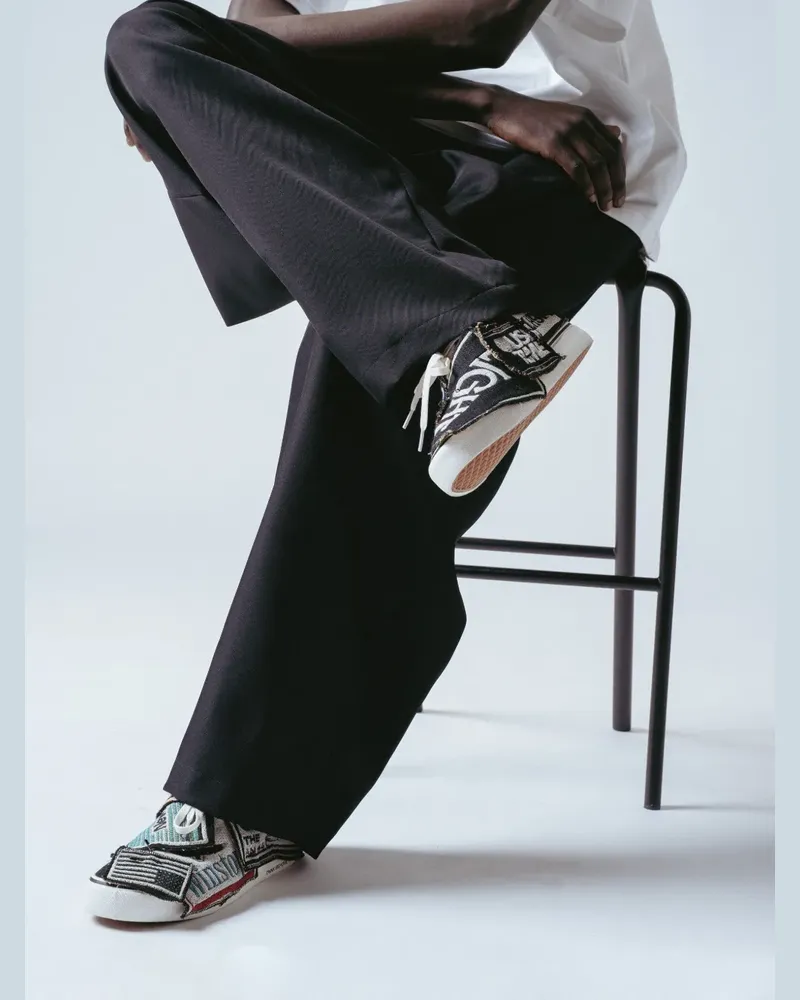 Yoshio Kubo Sneakers mit Patches - Schwarz Schwarz