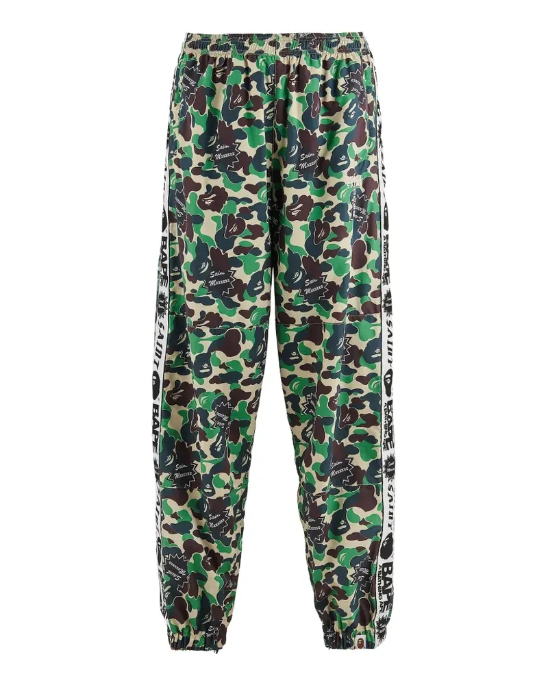 SAINT MXXXXXX x A BATHING APE® Jogginghose mit Camouflage-Print - Grün Grün