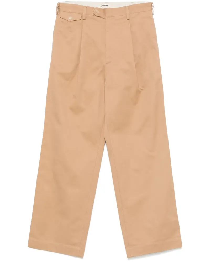 AURALEE Chino mit Faltendetail - Nude Nude