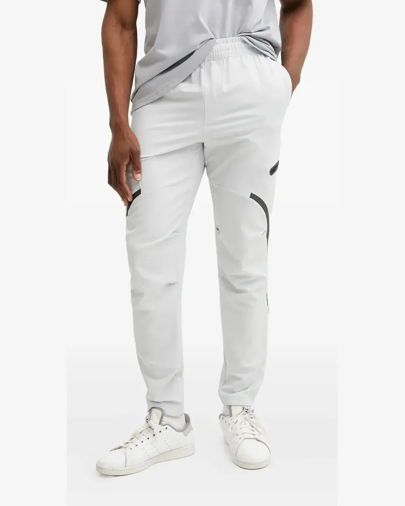 Under Armour Jogginghose mit Reißverschlusstaschen - Nude Nude