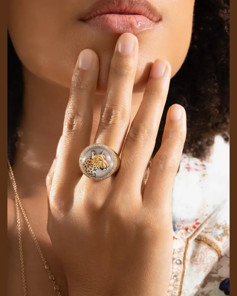 Jacquie Aiche mother of pearl and diamond leopard ring - Gold Gold