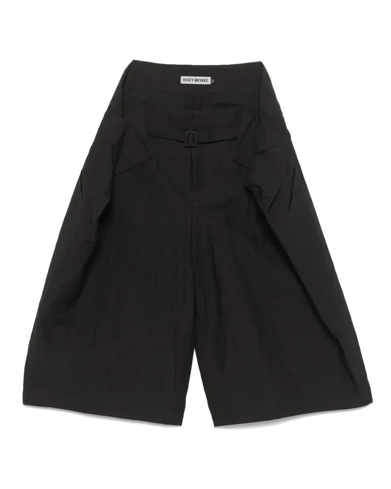 Issey Miyake Fold to Form Shorts - Schwarz Schwarz