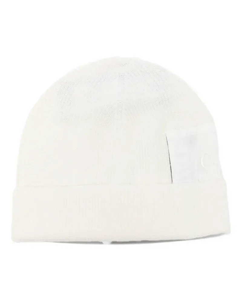 C.P. Company logo-patch ribbed-knit beanie hat - Weiß Weiß