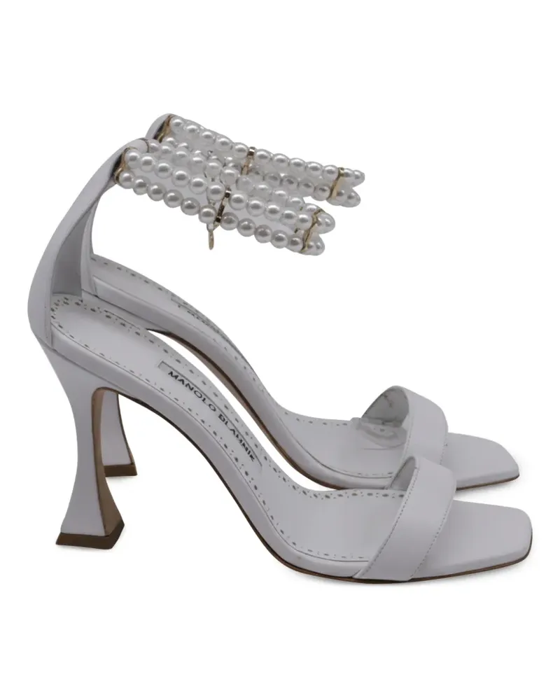 Manolo Blahnik Sandalen mit Kunstperlen-Riemen - Weiß Weiß