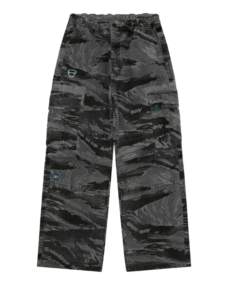 BAPE camouflage flap-pocket trousers - Grau Grau