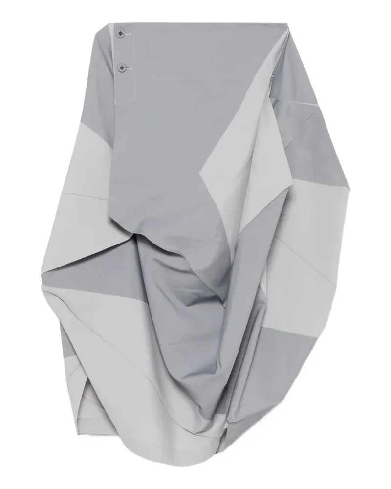Issey Miyake Maxirock mit geometrischer Falte - Grau Grau