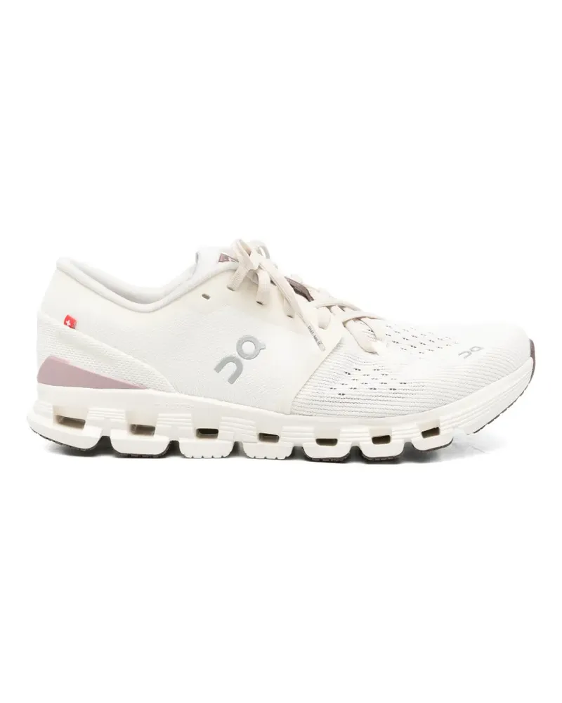 ON Perforierte Cloud X 4 Sneakers - Nude Nude