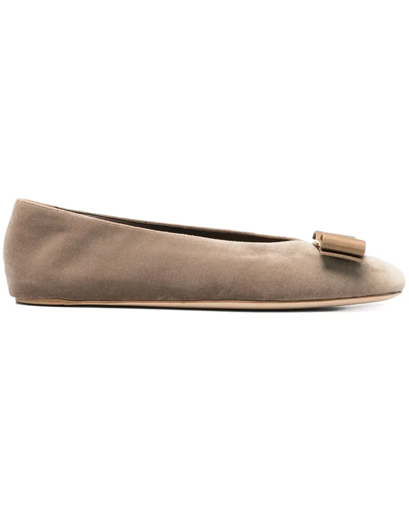 Ferragamo Ballerinas mit Vara-Schleife - Nude Nude