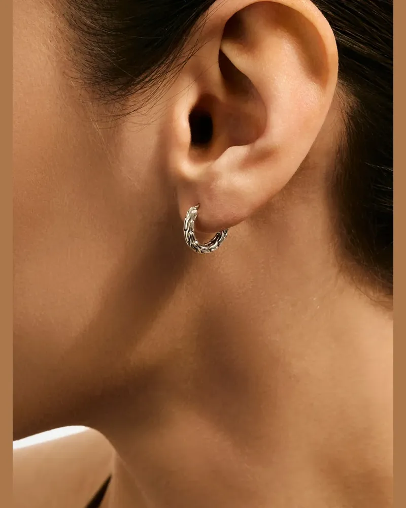 John Hardy sterling silver JH Essential chain hoop earrings - Silber Silber