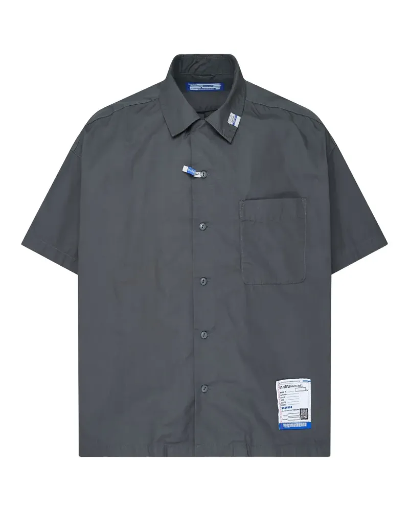 MIHARAYASUHIRO logo-patch short-sleeve shirt - Grau Grau