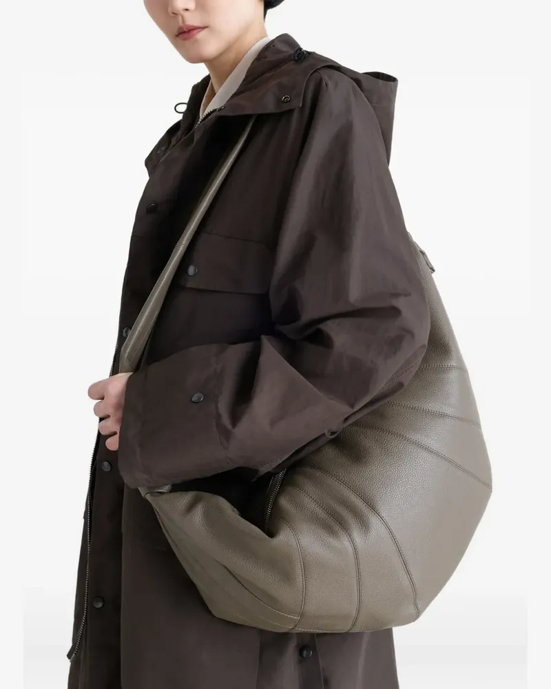 Christophe Lemaire Große Croissant Schultertasche - Nude Nude