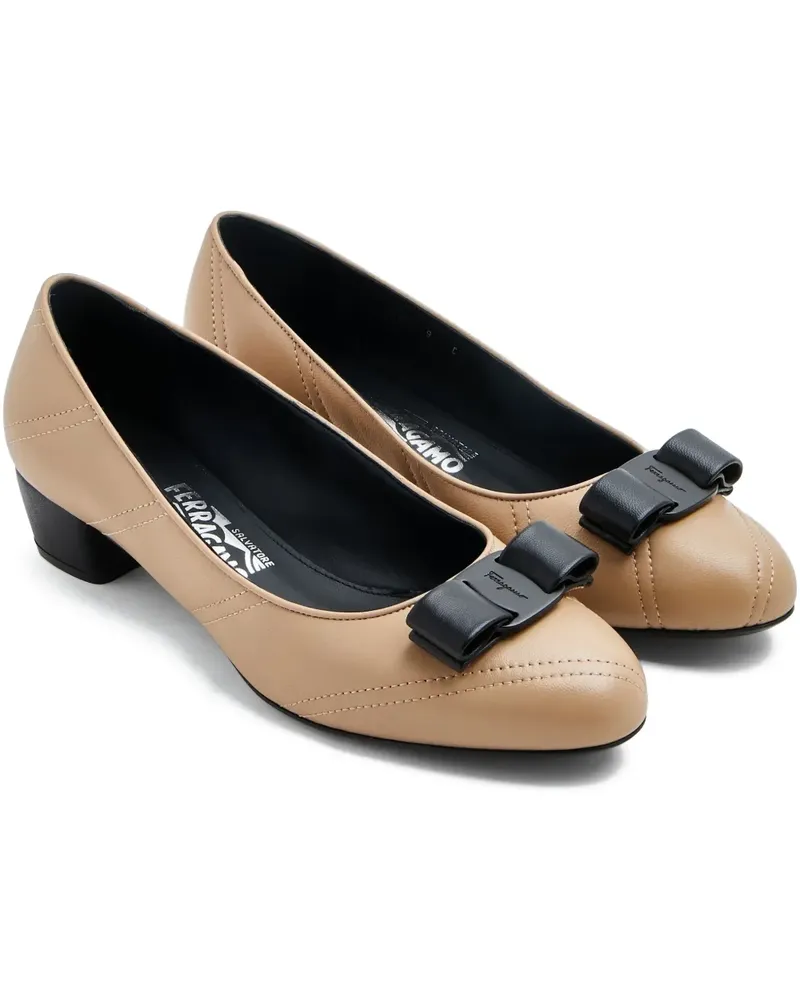 Ferragamo Pumps mit Schleifen - Braun Braun