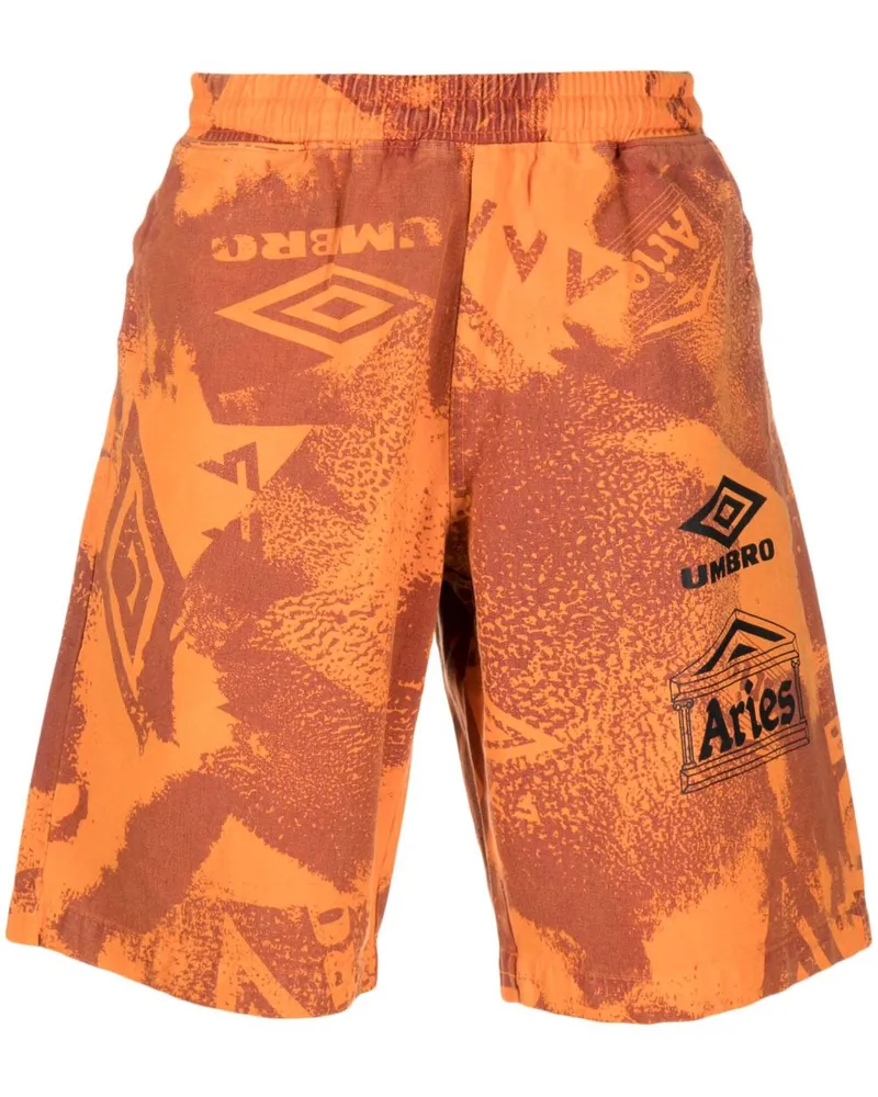 Aries x Umbro Shorts mit grafischem Print Orange