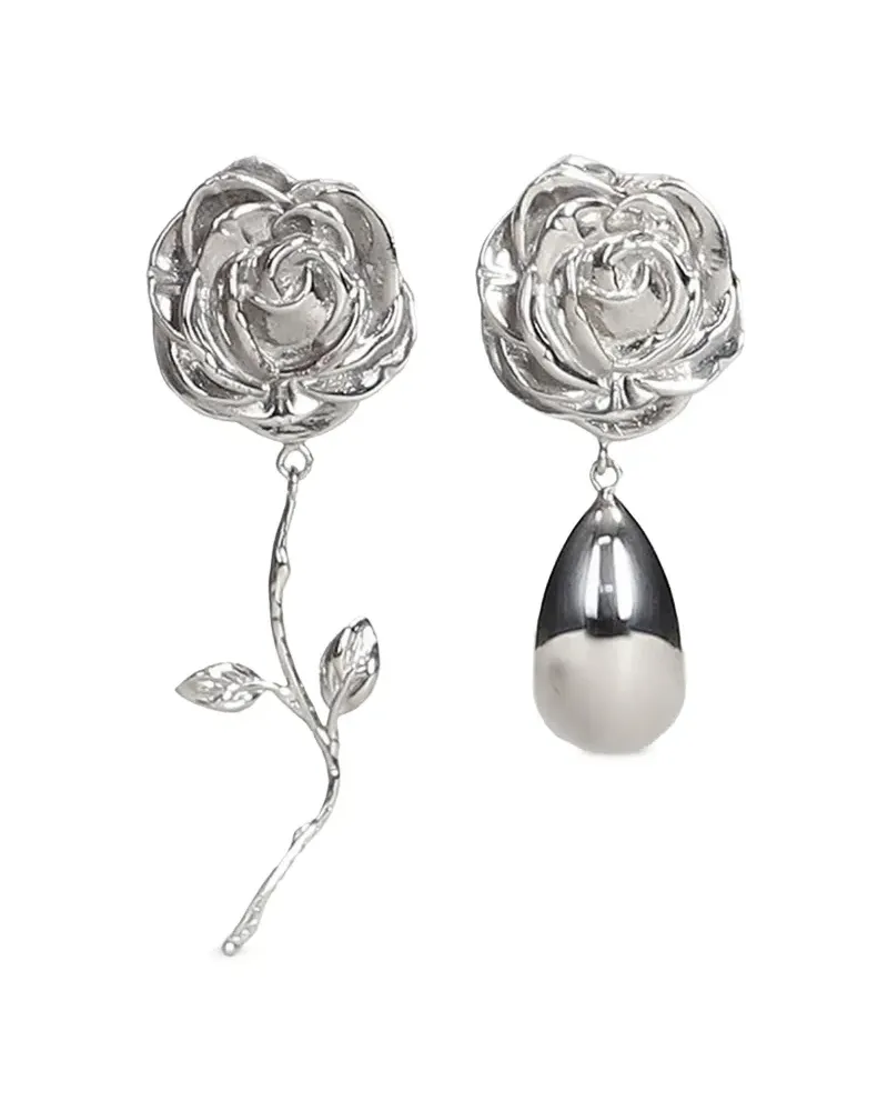 Magda Butrym asymmetric rose-pendant earrings - Silber Silber