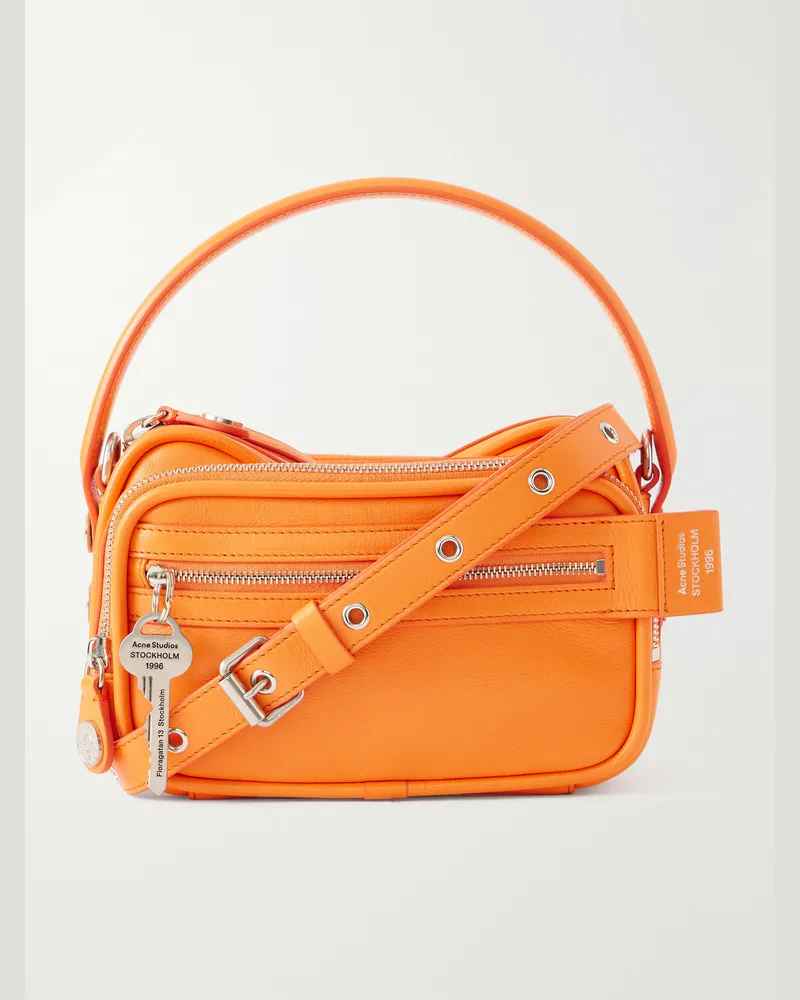 Acne Studios Camero Umhängetasche aus strukturiertem Leder mit Verzierung Orange