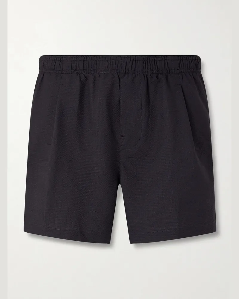 Our Legacy Boxer Trunk gerade geschnittene, mittellange Badeshorts aus Seersucker Schwarz