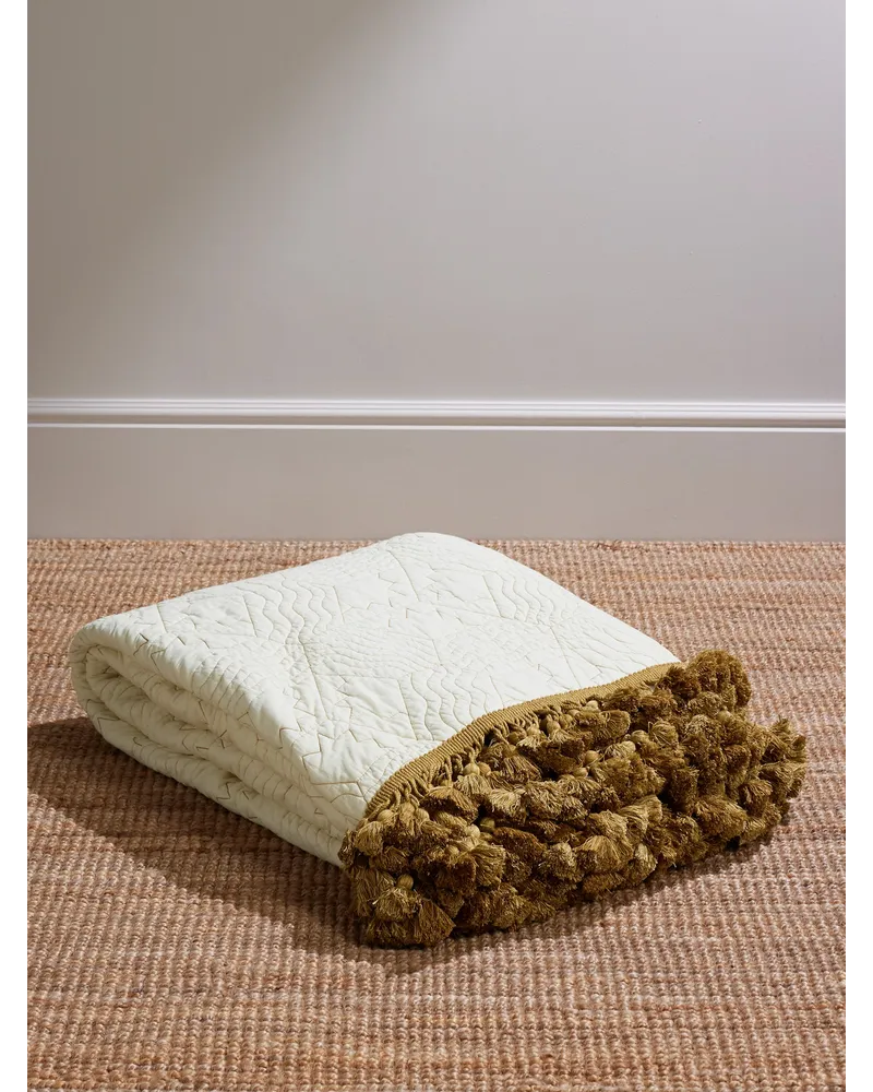 Soho Home Callington Tagesdecke aus gesteppter Baumwolle mit Troddeln Neutral