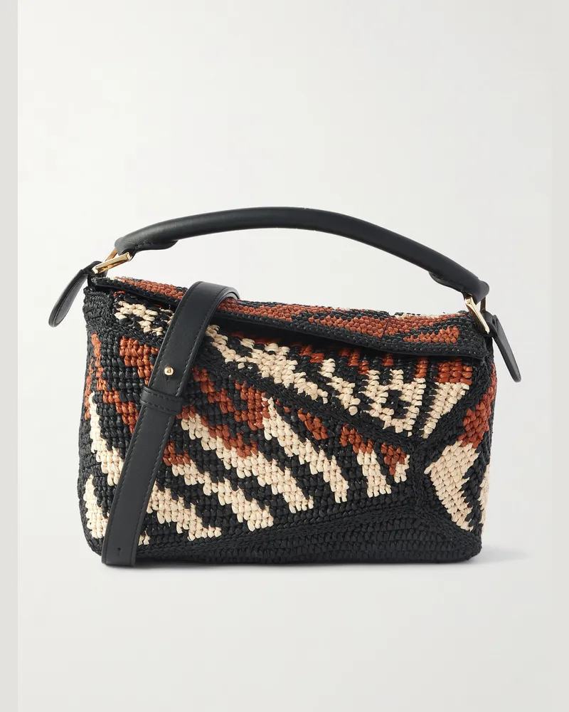 Loewe Paula’s Ibiza Puzzle Edge Umhängetasche aus Raffiabast mit Lederbesatz und Tigerprint Schwarz