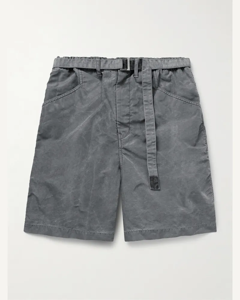Sacai Weit geschnittene Shorts aus Nylon in Knitteroptik mit Gürtel Grau