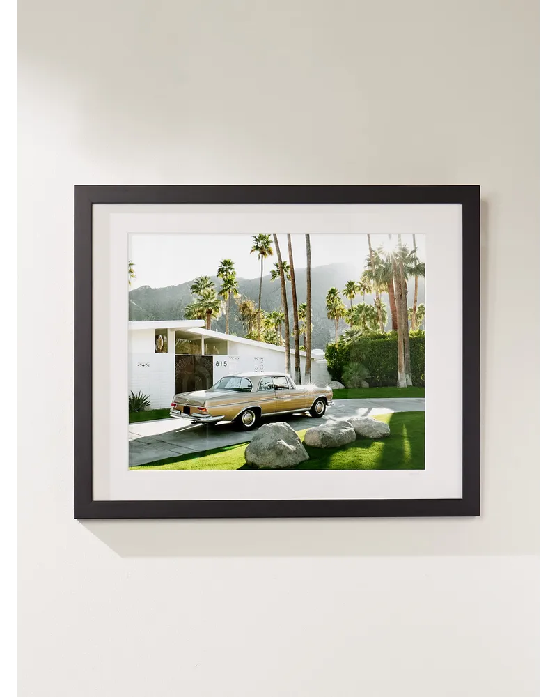 Sonic Editions 2019 Mercedes-Benz in Palm Springs – Gerahmter Fotodruck, 41 x 51 cm Schwarz