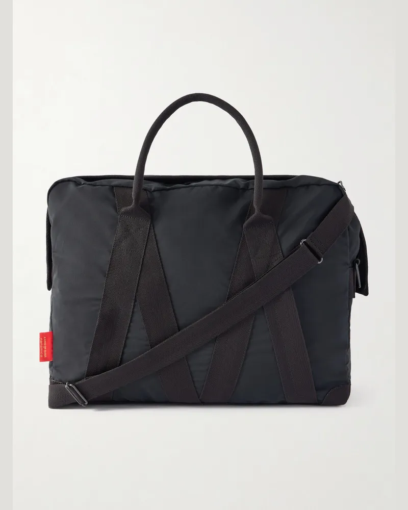 A Kind Of Guise Nanamica Boston Weekender aus Shell mit Webband Schwarz