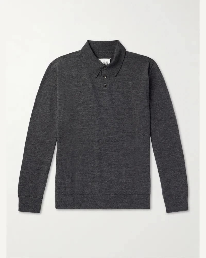Maison Margiela Pullover aus Wolle mit Polokragen und Velourslederbesatz Grau