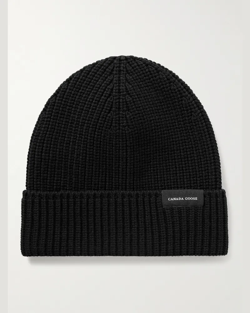Canada Goose Beanie aus Merinowolle in Rippstrick mit Logoapplikation Schwarz